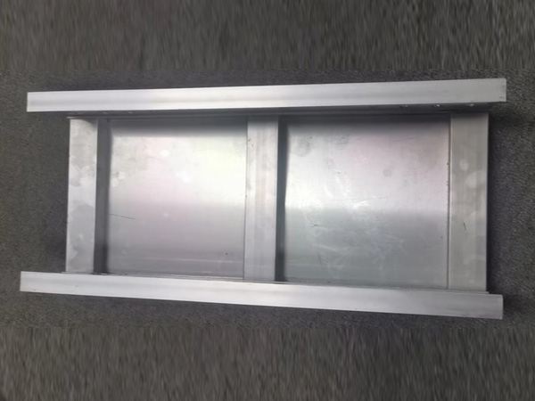 鋁合金電纜橋架